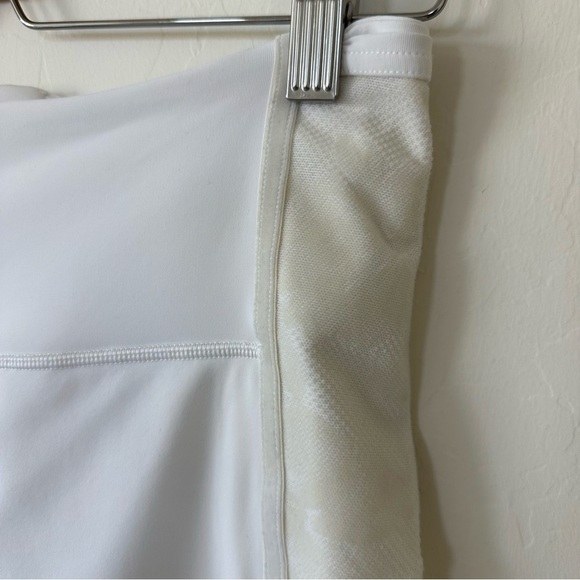 Lululemon Wunder Under HR Crop Flocked White Floral Velvet Mesh Leg Size 10 - Picture 3 of 11